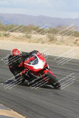 media/May-05-2025-Moto Forza (Mon) [[3c1838c5e5]]/2-B Group/Session 2 (Turn 7 Inside)/